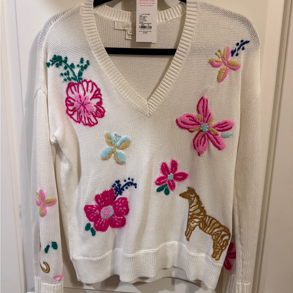Lilly Pulitzer Tensley V-Neck Sweater in Endless Summer embroidery